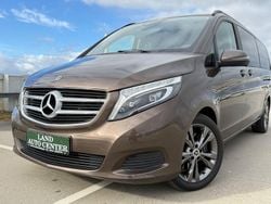 Dolomitbraun metallic Gebraucht 2018 Mercedes V250 Van / Kleinbus | 37.980 € (Guter Preis)