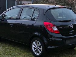 Schwarz Gebraucht 2014 Opel Corsa Energy Limousine | 4.900 € (Fairer Preis)