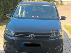 Schwarz Gebraucht 2013 VW Touran Van / Kleinbus | 10.250 € (Teuer)