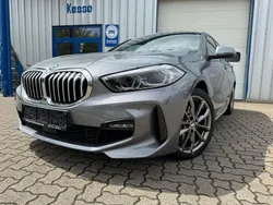 Grau Gebraucht 2023 BMW 118 M Sport Kleinwagen | 26.999 € (Fairer Preis)
