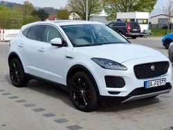 Weiß Gebraucht 2018 Jaguar E-Pace SUV | 20.390 € (Guter Preis)
