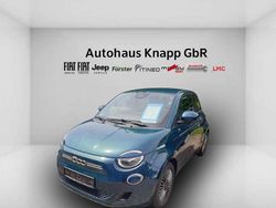 Colore esterno (ozean grün)metallic Gebraucht 2022 Fiat 500e Icon Kleinwagen | 19.990 € (Guter Preis)