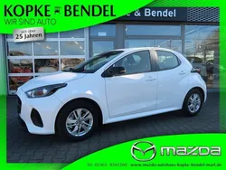 Lunar white Gebraucht 2025 Mazda 2 Center-Line Kleinwagen | 22.880 € (Fairer Preis)