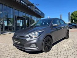 Star dust Gebraucht 2020 Hyundai i20 Trend Kleinwagen | 12.390 € (Guter Preis)