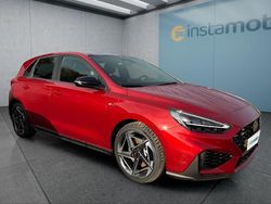 Rot Neu 2025 Hyundai i30 Limousine | 31.349 € (Teuer)