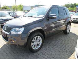 Grau Gebraucht 2012 Suzuki Grand Vitara Club SUV | 8.990 € (Guter Preis)