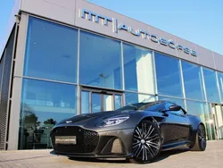 Grau Gebraucht 2021 Aston Martin DBS | 243.900 €