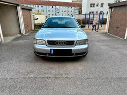 Silber Gebraucht 1996 Audi A4 Limousine | 800 € (Guter Preis)
