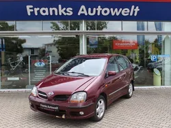 Rot Gebraucht 2003 Nissan Almera Tino Visia Van / Kleinbus | 1.450 € (Etwas zu teuer)