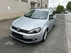 Silber Gebraucht 2012 VW Golf VI Style Kombi | 5.499 € (Fairer Preis)
