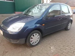 Blau Gebraucht 2002 Ford Fiesta Kleinwagen | 550 € (Guter Preis)