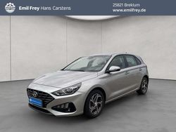 Silber Gebraucht 2023 Hyundai i30 Trend Limousine | 15.555 € (Superpreis)