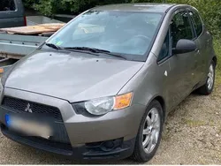 Grau Gebraucht 2009 Mitsubishi Colt Kleinwagen | 2.400 € (Guter Preis)