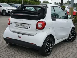 Weiß Gebraucht 2017 Smart ForTwo Cabrio Passion Cabrio | 12.800 € (Guter Preis)