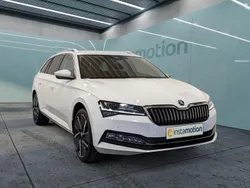 Weiß Gebraucht 2024 Skoda Superb Kombi | 38.449 € (Fairer Preis)