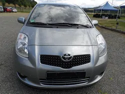 Silber Gebraucht 2008 Toyota Yaris Kleinwagen | 3.550 € (Guter Preis)