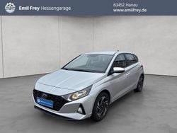 Silber Gebraucht 2022 Hyundai i20 Trend Kleinwagen | 15.950 € (Guter Preis)