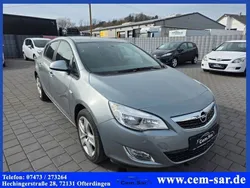 Silber Gebraucht 2011 Opel Astra Design Edition Limousine | 5.399 € (Guter Preis)