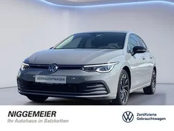 Mondsteingrau Gebraucht 2021 VW Golf VIII United Limousine | 21.480 € (Fairer Preis)