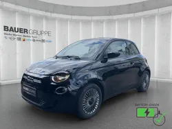 Schwarz Gebraucht 2022 Fiat 500e Icon Limousine | 20.980 € (Fairer Preis)
