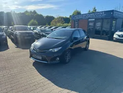 Schwarz Gebraucht 2015 Toyota Auris Edition Kombi | 5.990 € (Guter Preis)