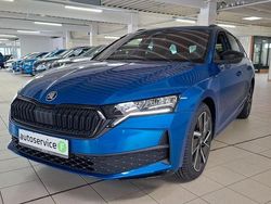 Blau Neu 2025 Skoda Octavia SportLine Kombi | 38.685 € (Teuer)