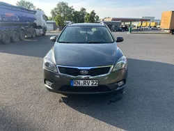 Grau Gebraucht 2009 Kia Ceed Spirit Kombi | 3.599 € (Guter Preis)