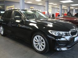 Schwarz ii Gebraucht 2020 BMW 318 Advantage Kombi | 23.980 € (Fairer Preis)