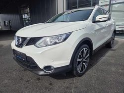 Weiß Gebraucht 2017 Nissan Qashqai Tekna SUV | 14.480 € (Fairer Preis)