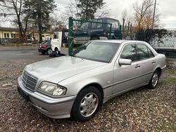 Silber Gebraucht 1998 Mercedes C220 Elegance Limousine | 2.500 € (Fairer Preis)