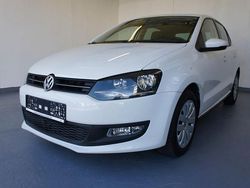 Weiß Gebraucht 2012 VW Polo Comfortline Limousine | 5.900 € (Etwas zu teuer)