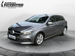 Mountaingrau met. Gebraucht 2017 Mercedes A180 Urban Limousine | 14.490 € (Guter Preis)