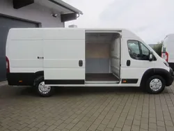 Weiß Gebraucht 2021 Peugeot Boxer Van | 23.681 € (Fairer Preis)