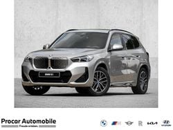 Silber Neu 2025 BMW iX1 M Sport SUV | 53.095 € (Guter Preis)