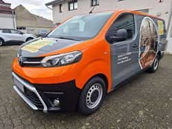 Weiß Gebraucht 2022 Toyota Proace Van / Kleinbus | 19.990 € (Fairer Preis)