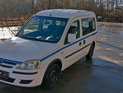 Weiß Gebraucht 2007 Opel Combo Van / Kleinbus | 1.000 € (Superpreis)