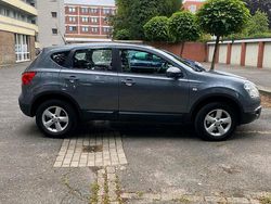 Blau Gebraucht 2008 Nissan Qashqai SUV | 5.000 € (Etwas zu teuer)