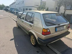 Gold Gebraucht 1989 VW Golf II Kleinwagen | 3.000 €