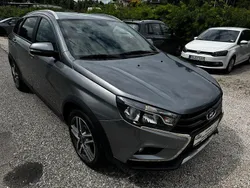 Grau Gebraucht 2020 Lada Vesta Kombi | 9.990 € (Teuer)