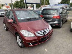 Saturnrot Gebraucht 2009 Mercedes A200 Avantgarde Kleinwagen | 3.950 € (Guter Preis)