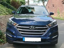 Blau Gebraucht 2017 Hyundai Tucson GO! SUV | 14.500 € (Fairer Preis)