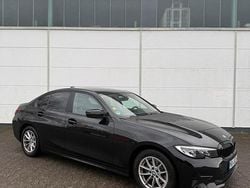 Schwarz Gebraucht 2019 BMW 320 Limousine | 21.500 € (Etwas zu teuer)