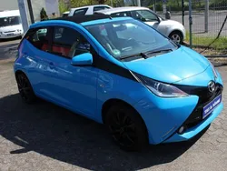 Blau Gebraucht 2017 Toyota Aygo X-wave Kleinwagen | 10.490 € (Etwas zu teuer)
