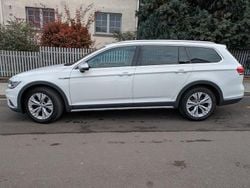 Weiß Gebraucht 2016 VW Passat Alltrack Kombi | 17.999 € (Guter Preis)
