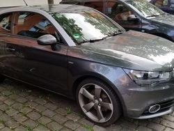 Grau Gebraucht 2011 Audi A1 Kleinwagen | 9.900 € (Fairer Preis)