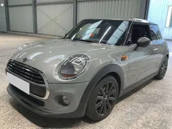 Grau Gebraucht 2018 Mini ONE Kleinwagen | 12.600 € (Guter Preis)