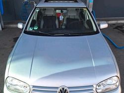 Grau Gebraucht 1998 VW Golf IV Kleinwagen | 3.000 € (Fairer Preis)