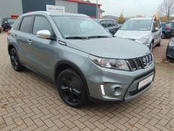 Grau Gebraucht 2016 Suzuki Vitara SUV | 14.980 € (Fairer Preis)