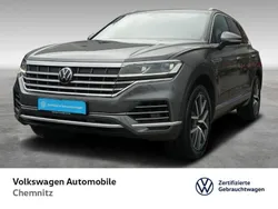 Siliziumgrau metallic Gebraucht 2021 VW Touareg Elegance SUV | 43.930 € (Guter Preis)