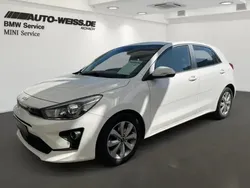 (ud) schneeweiss (weiss) Gebraucht 2021 Kia Rio Vision Limousine | 11.900 € (Fairer Preis)